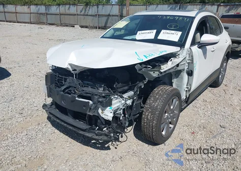 2020 Mazda Cx-30 Premium Package z USA, uszkodzony, nr VIN 3MVDMBEM8LM127219